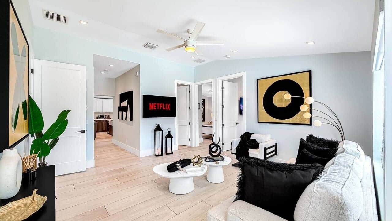 Photo of Livingroom in North Andrews Gardens