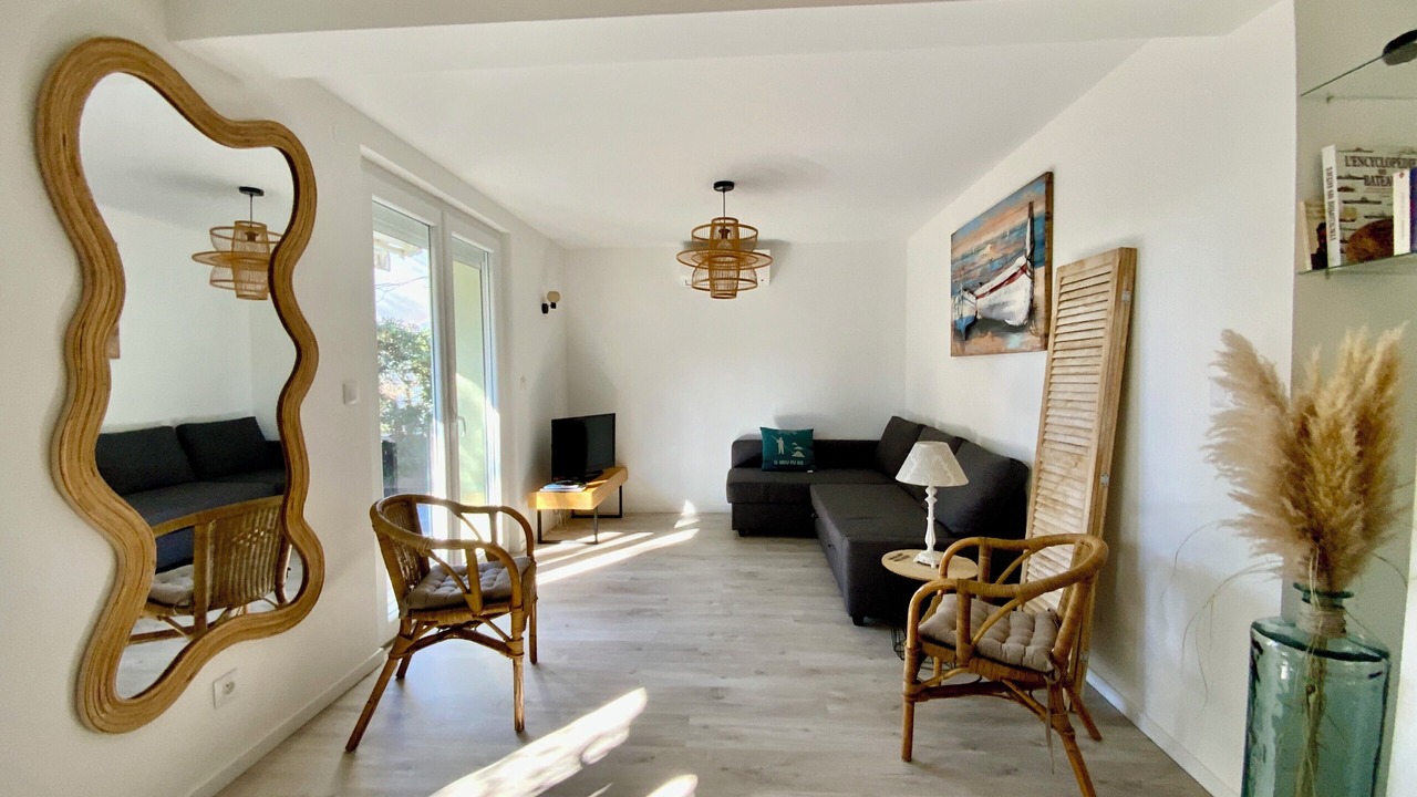 Photo of Livingroom in Le Grau-Du-Roi