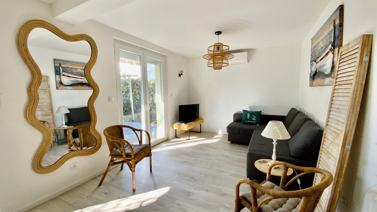 Photo of Livingroom in Le Grau-Du-Roi