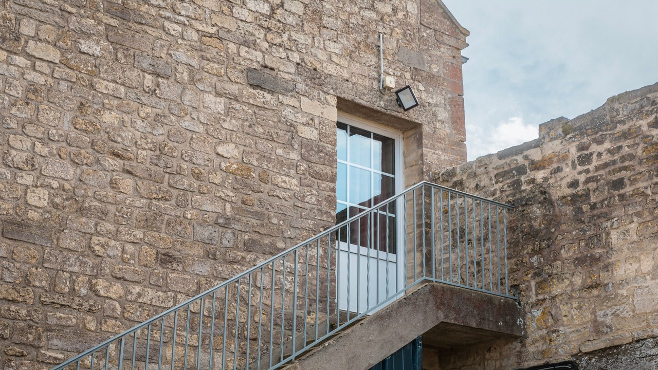 Photo of Outdoor in Coulombs