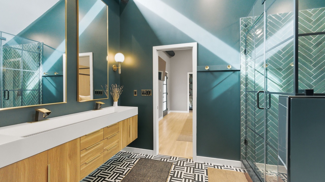 Photo of Bathroom in Little Forest Hills