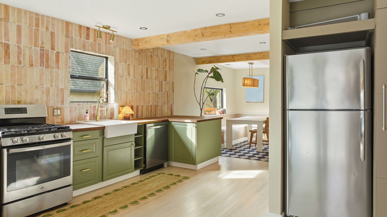 Photo of Kitchen in Little Forest Hills