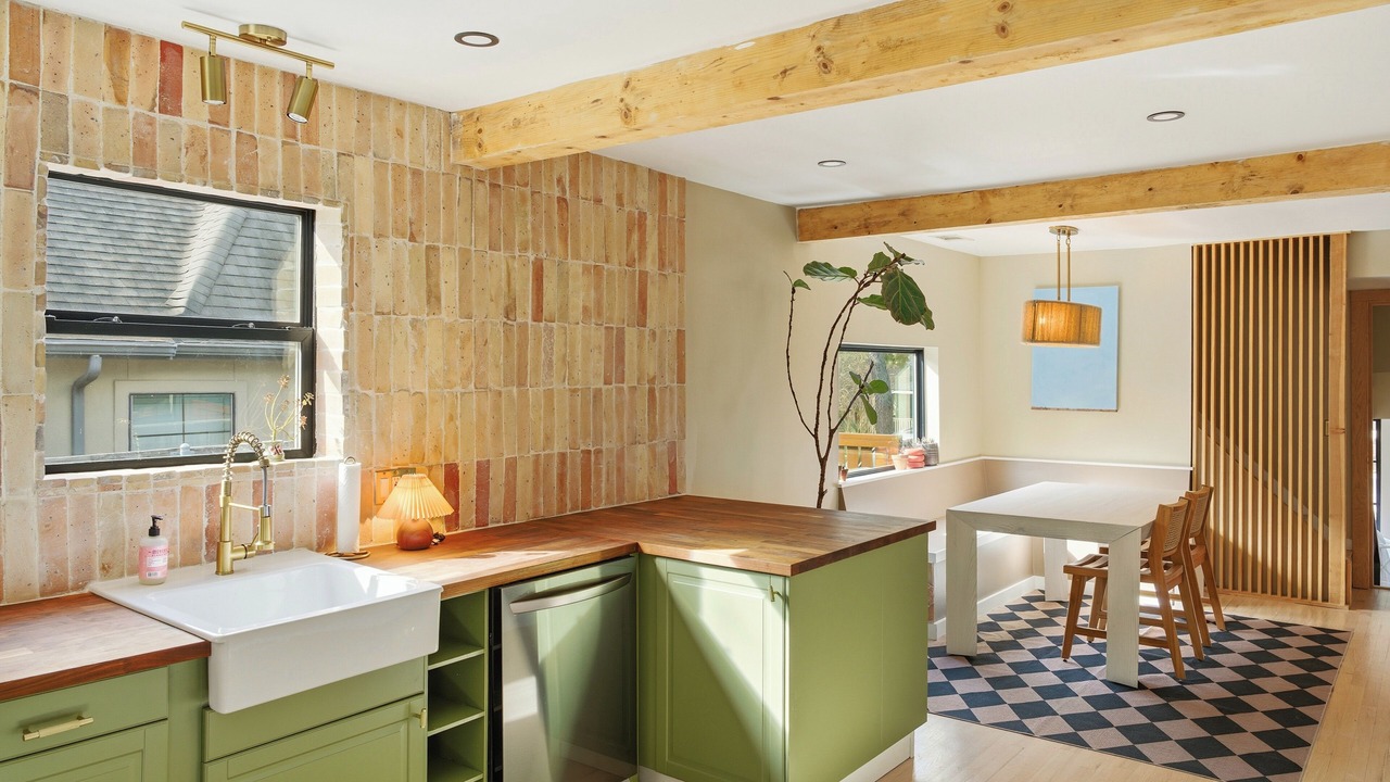 Photo of Kitchen in Little Forest Hills