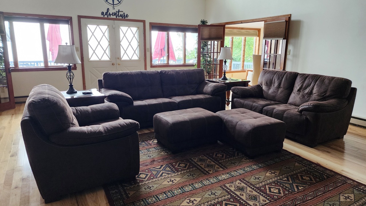 Photo of Livingroom in Town of Chesterfield