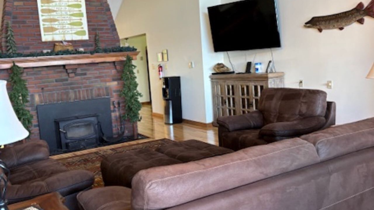Photo of Livingroom in Town of Chesterfield