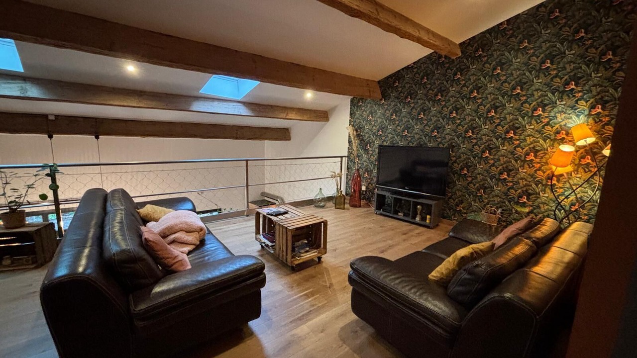 Photo of Livingroom in Pouzolles