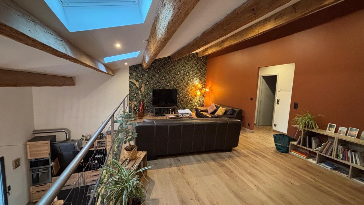 Photo of Livingroom in Pouzolles