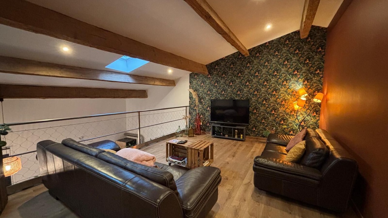 Photo of Livingroom in Pouzolles