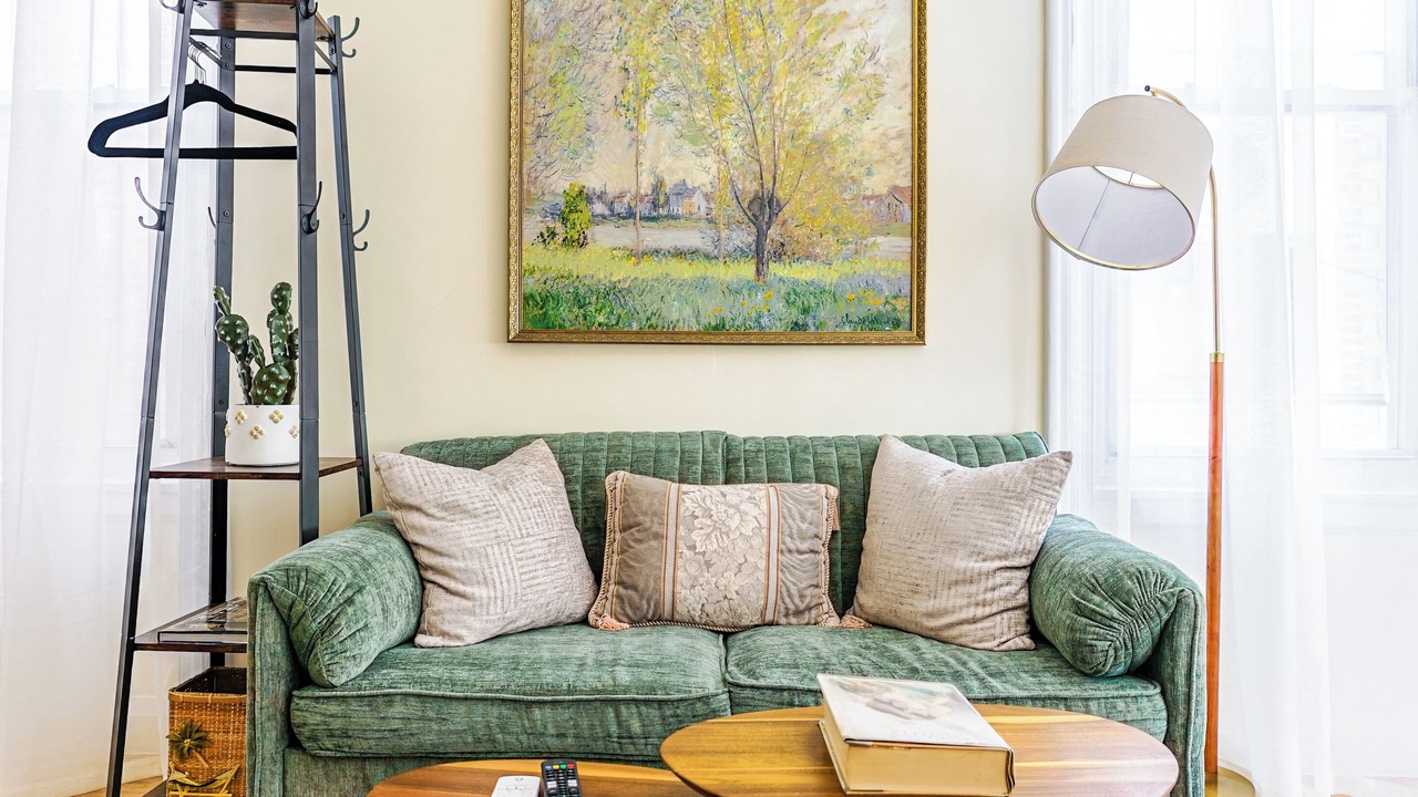 Photo of Livingroom in Logan Square
