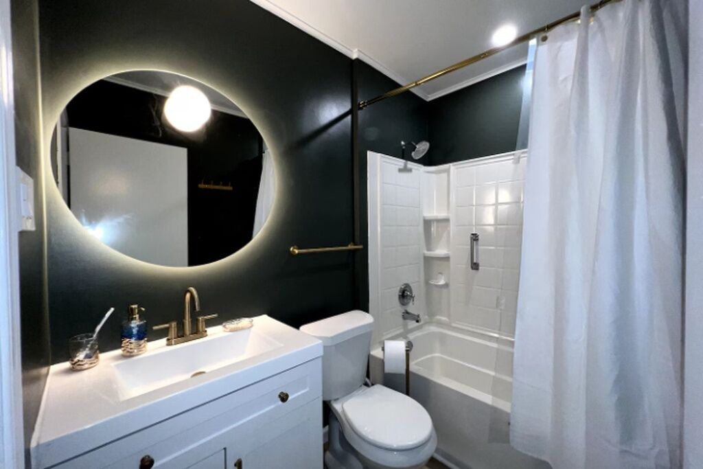 Photo of Bathroom in Ferndale