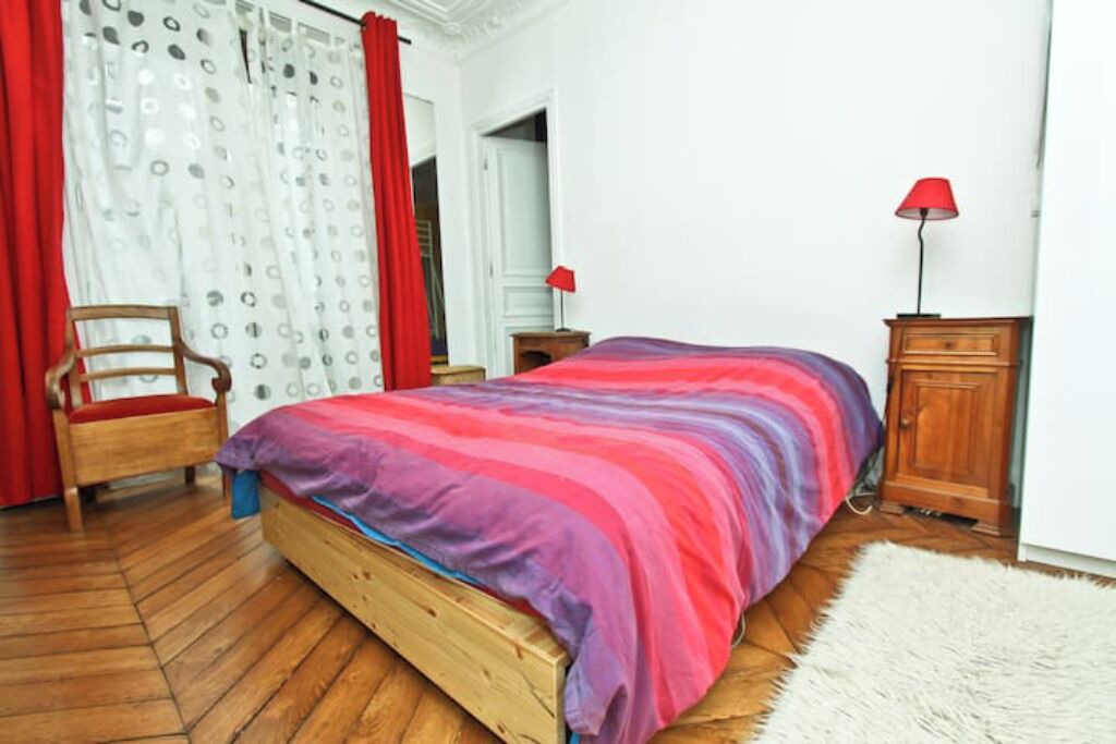 Photo of Bedroom in Pigalle
