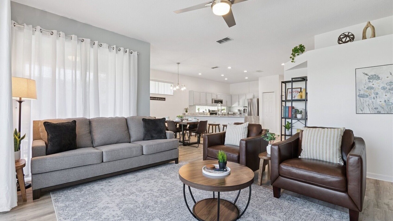 Photo of Bedroom in Sunset Lakes