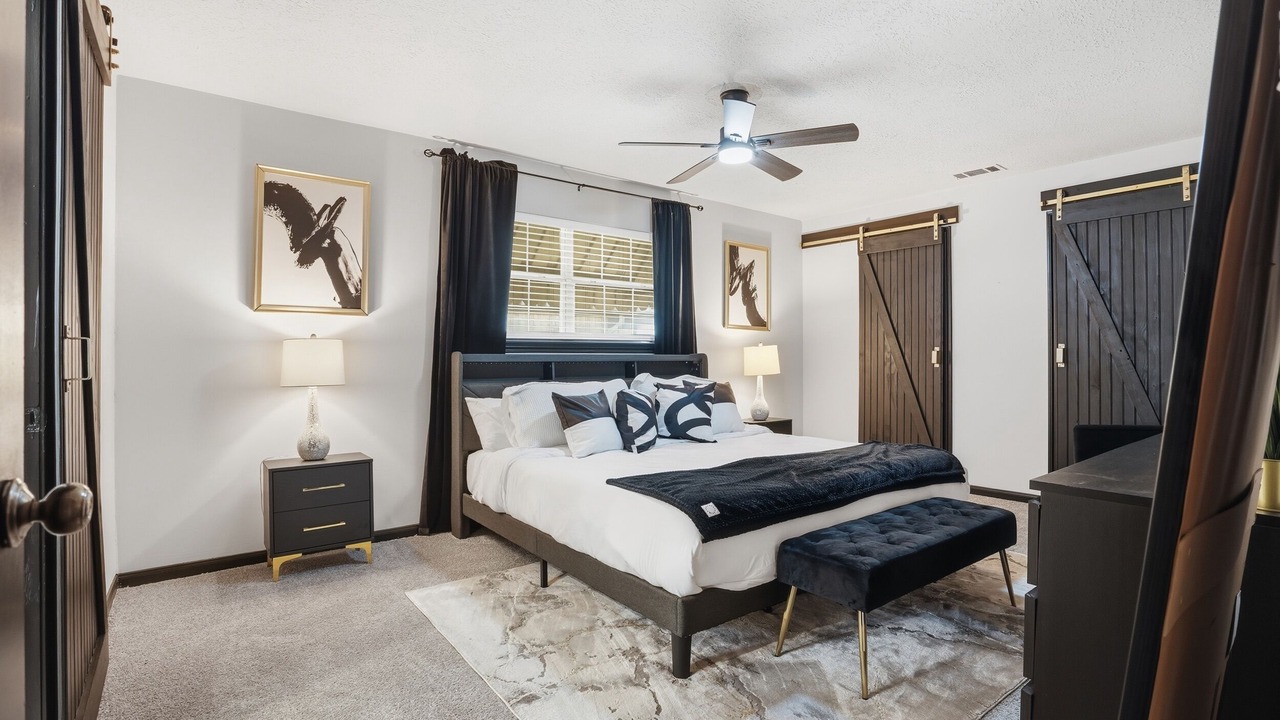 Photo of Bedroom in Jersey Village