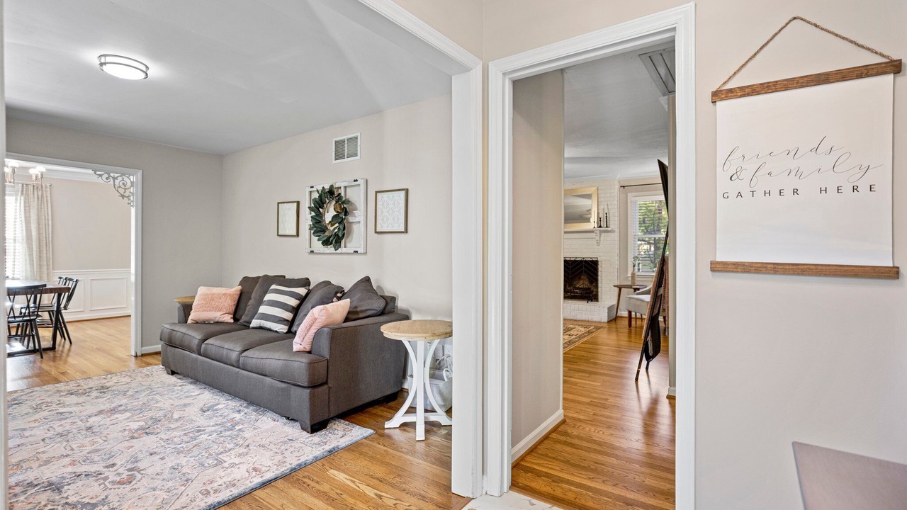 Photo of Livingroom in Greensboro