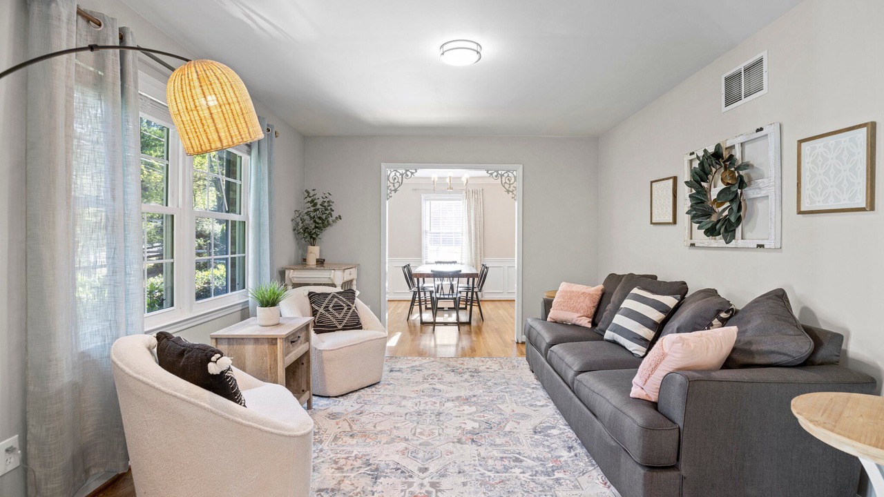 Photo of Livingroom in Greensboro