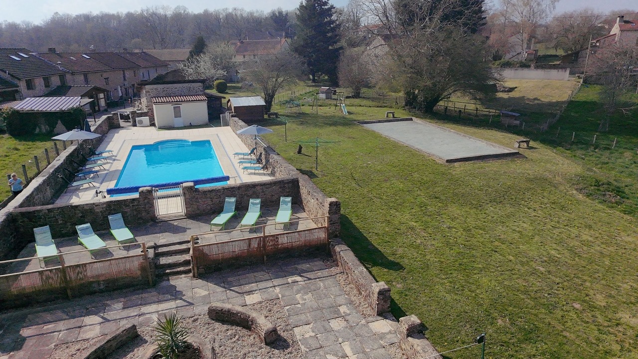 Photo of Outdoor in Saint-Amand-Magnazeix