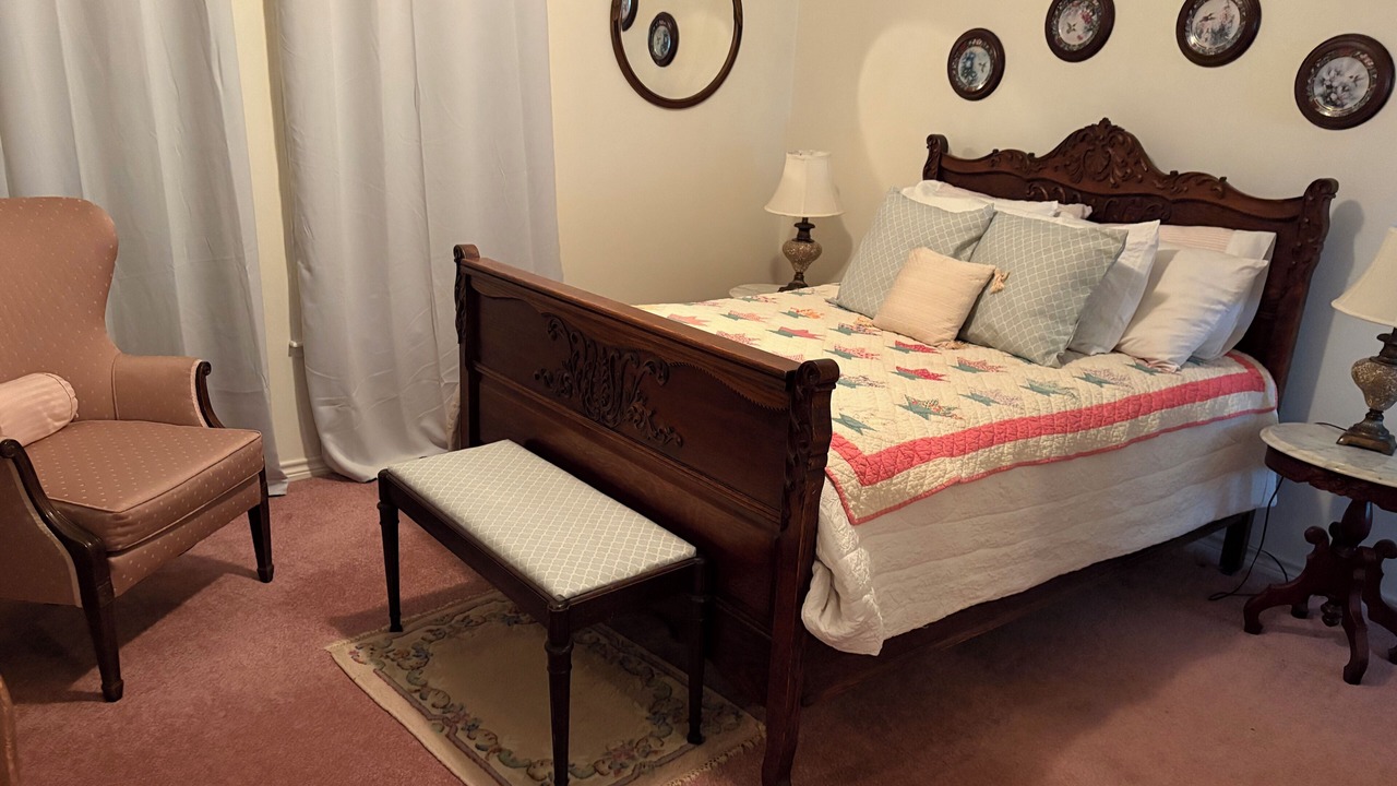 Photo of Bedroom in Yoakum