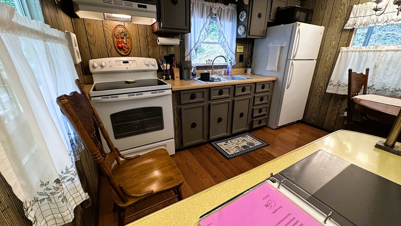 Photo of Kitchen in Bean Station
