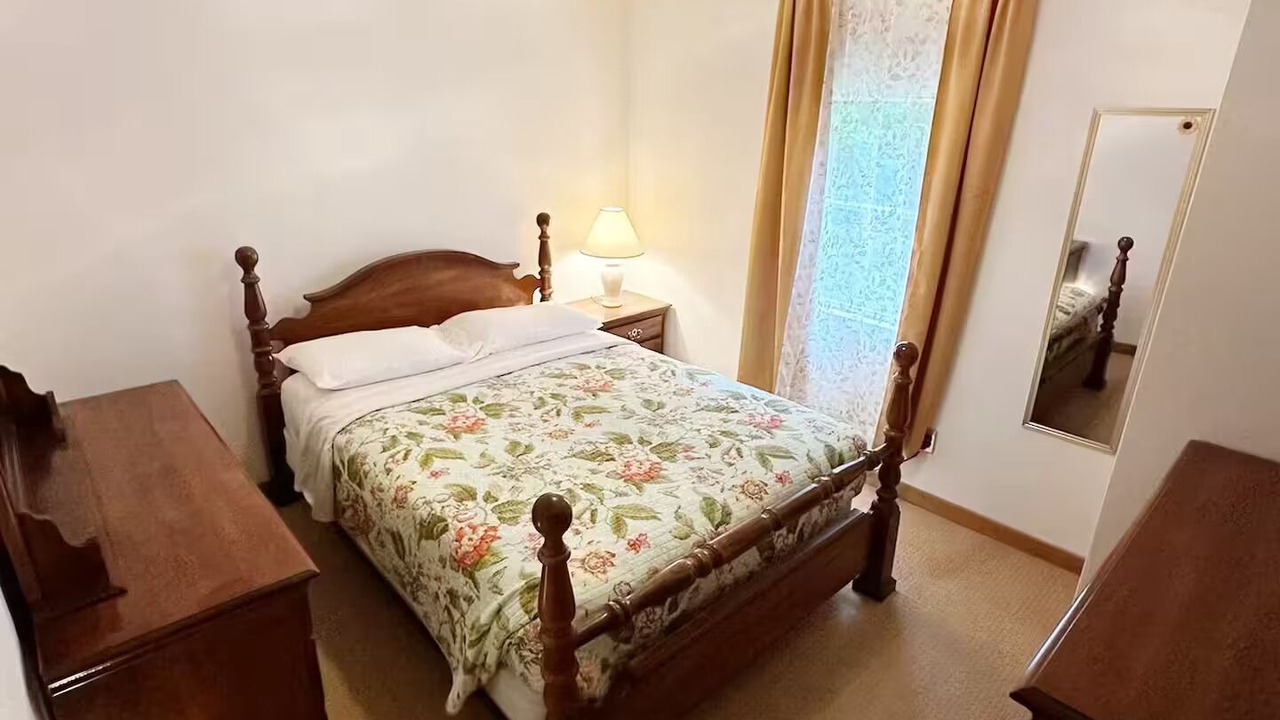 Photo of Bedroom in Bean Station