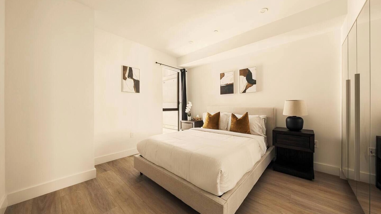 Photo of Bedroom in Downtown
