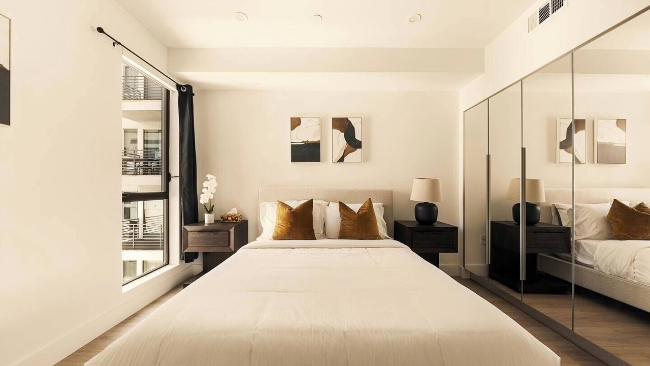 Photo of Bedroom in Downtown