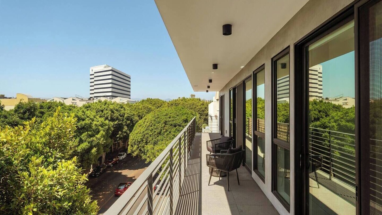 Photo of Outdoor in Downtown