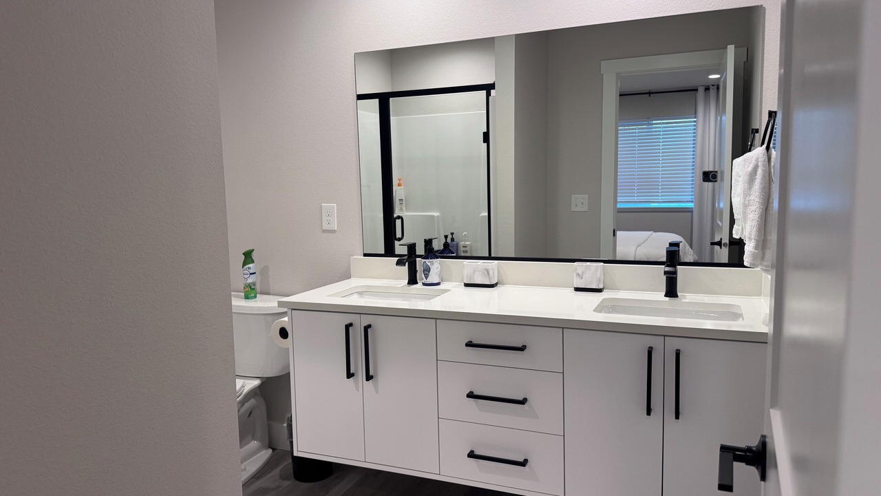 Photo of Bathroom in Lincoln Heights