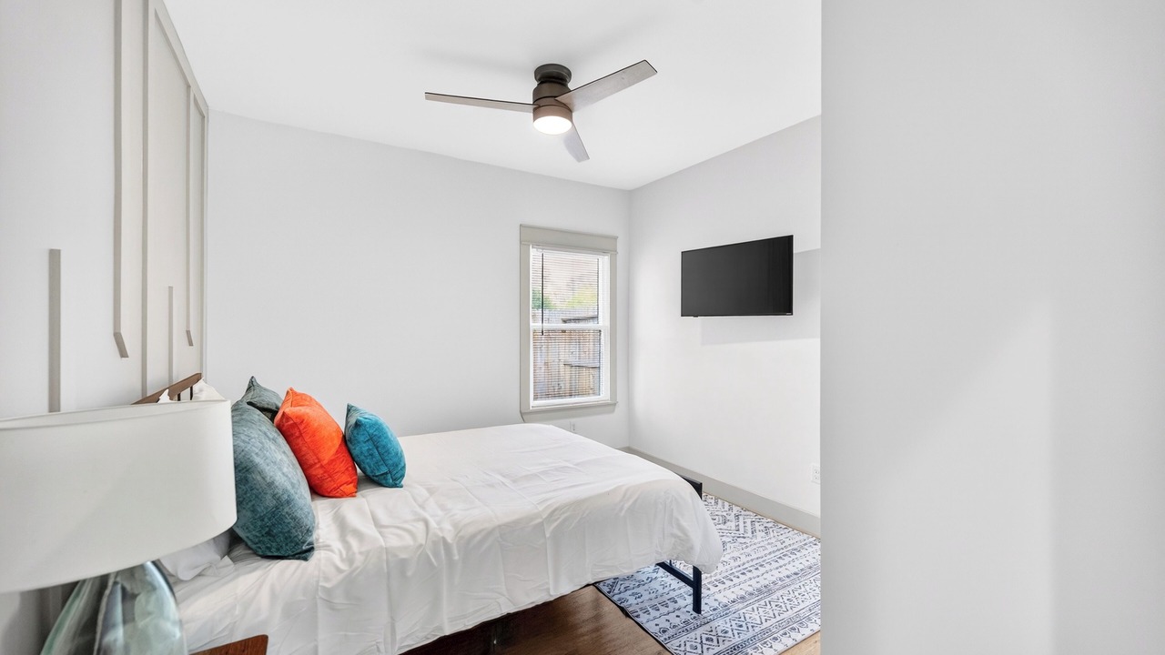 Photo of Bedroom in Humble