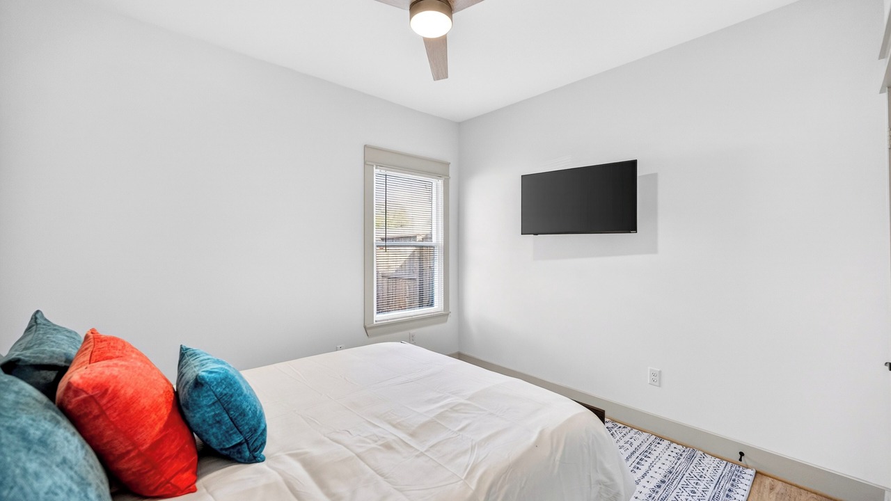 Photo of Bedroom in Humble
