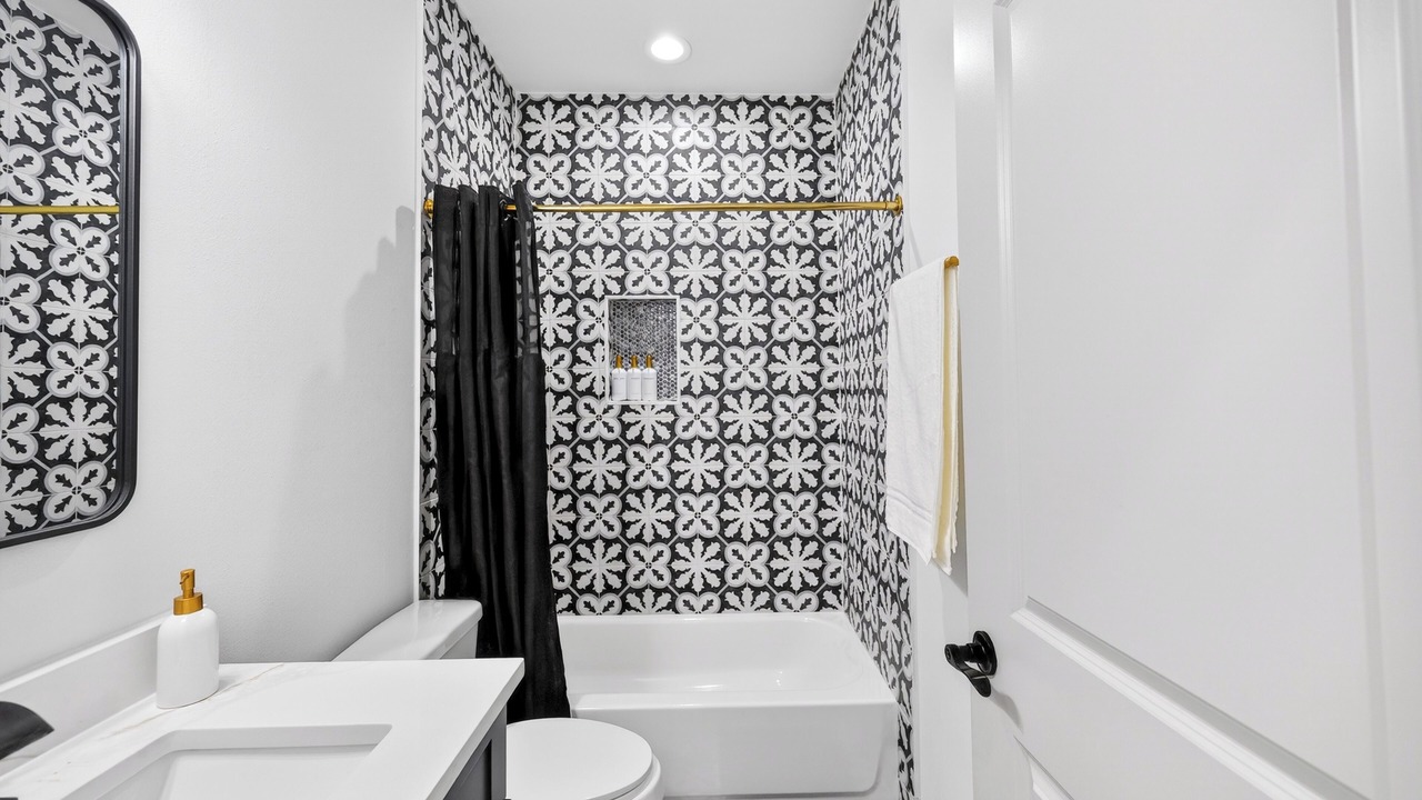 Photo of Bathroom in Humble