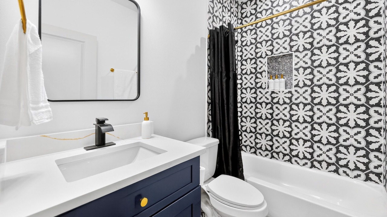 Photo of Bathroom in Humble