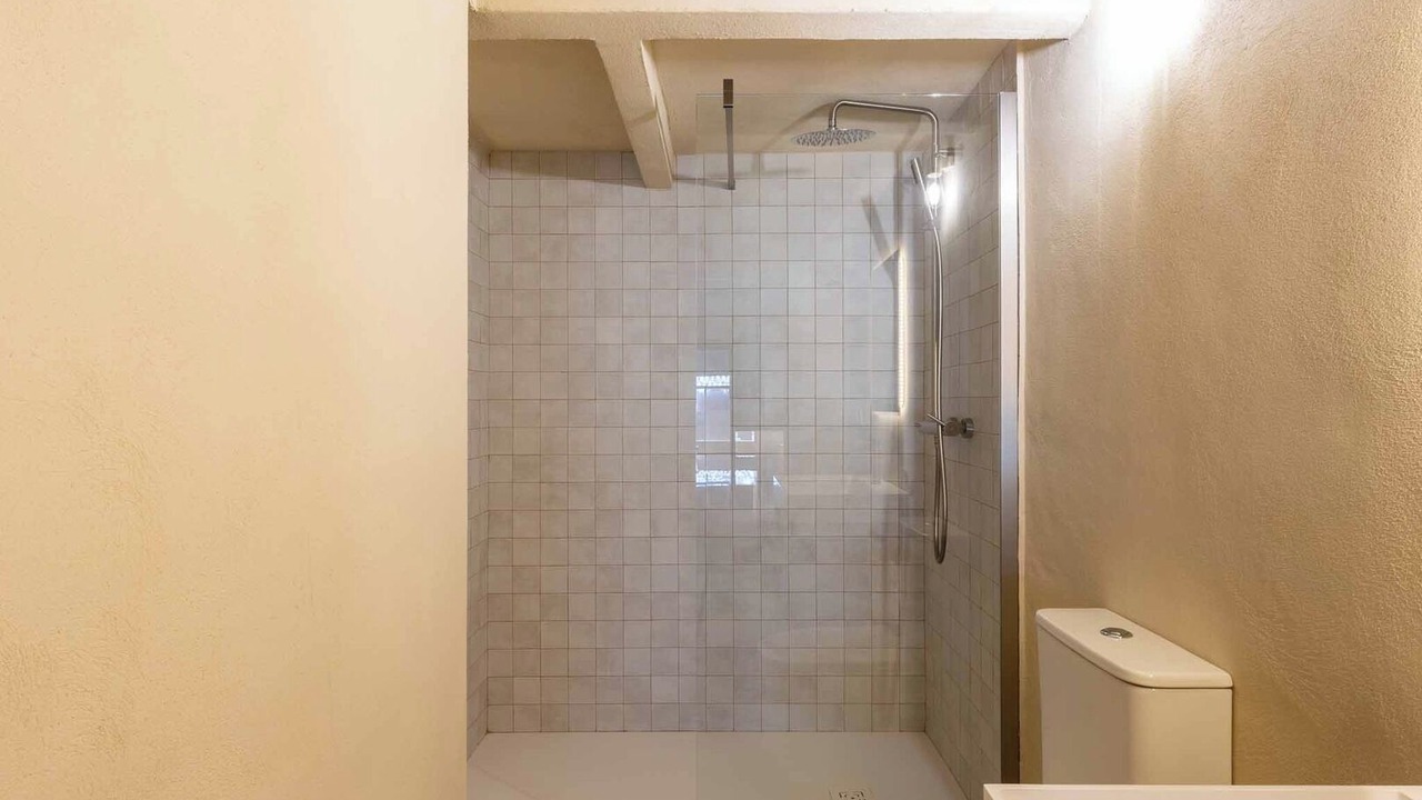 Photo of Bathroom in El Cabanyal