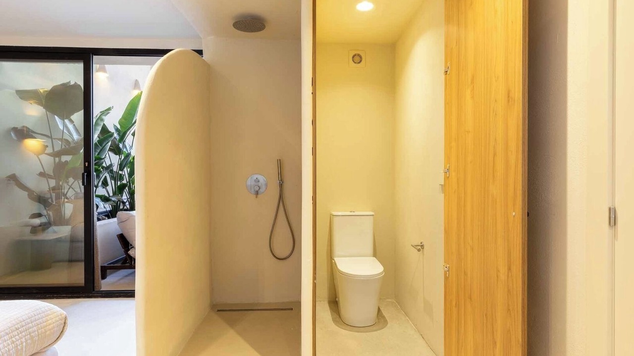 Photo of Bathroom in El Cabanyal