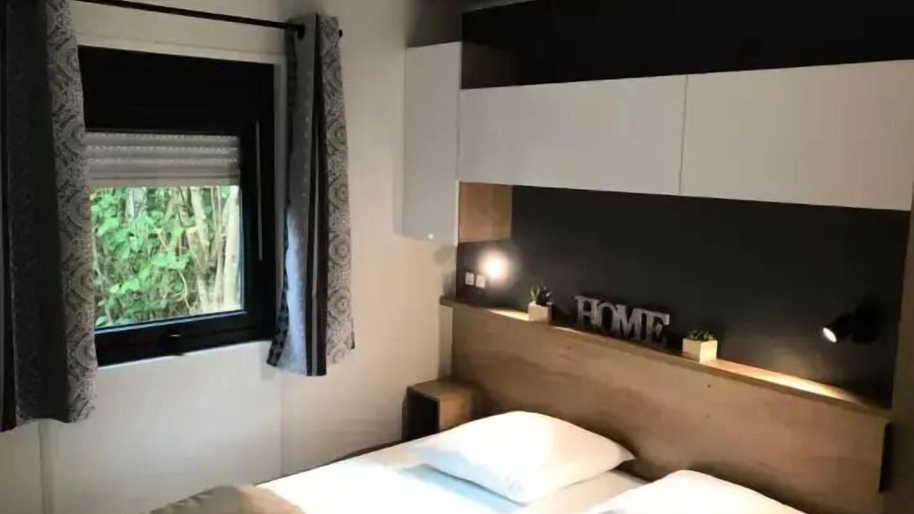 Photo of Bedroom in Saint-Martin-du-Vieux-Belleme