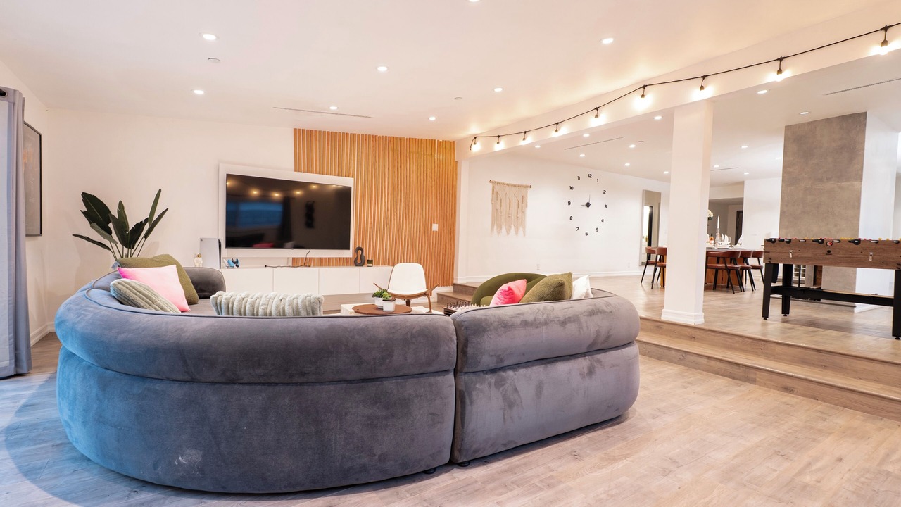 Photo of Livingroom in Burbank