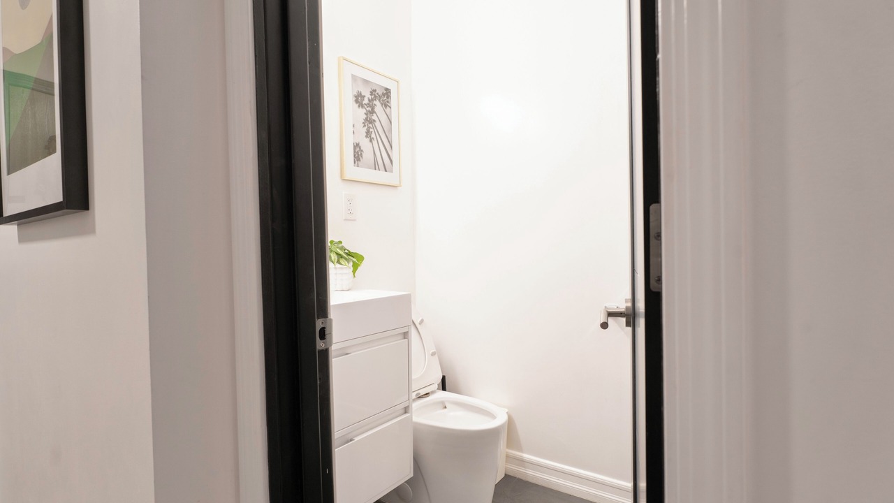 Photo of Bathroom in Burbank