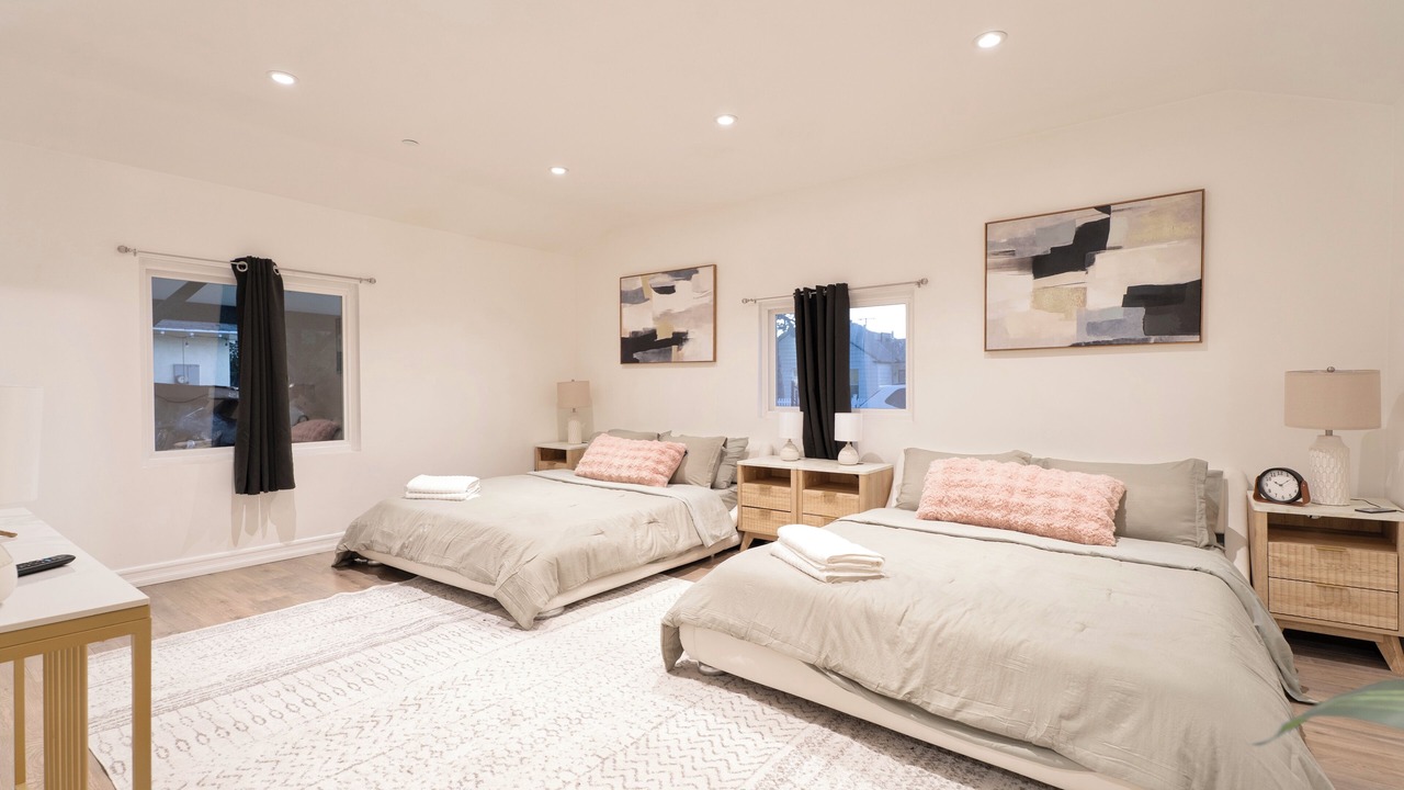 Photo of Bedroom in Burbank