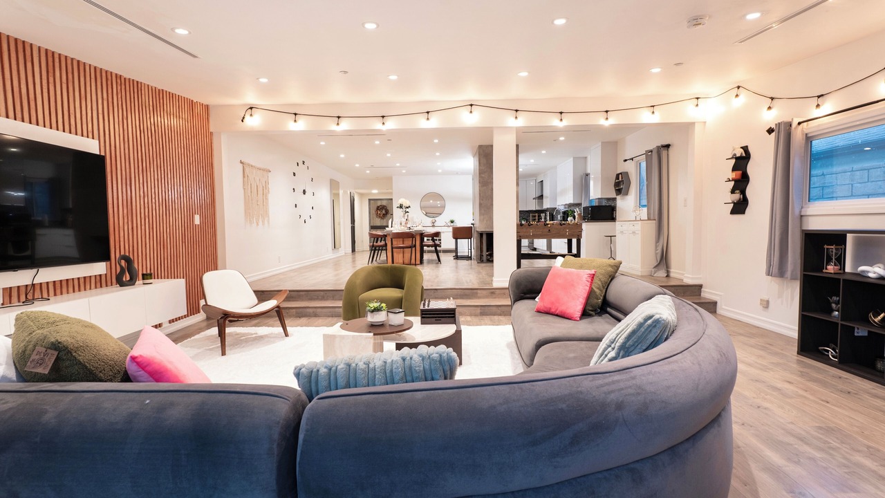 Photo of Livingroom in Burbank
