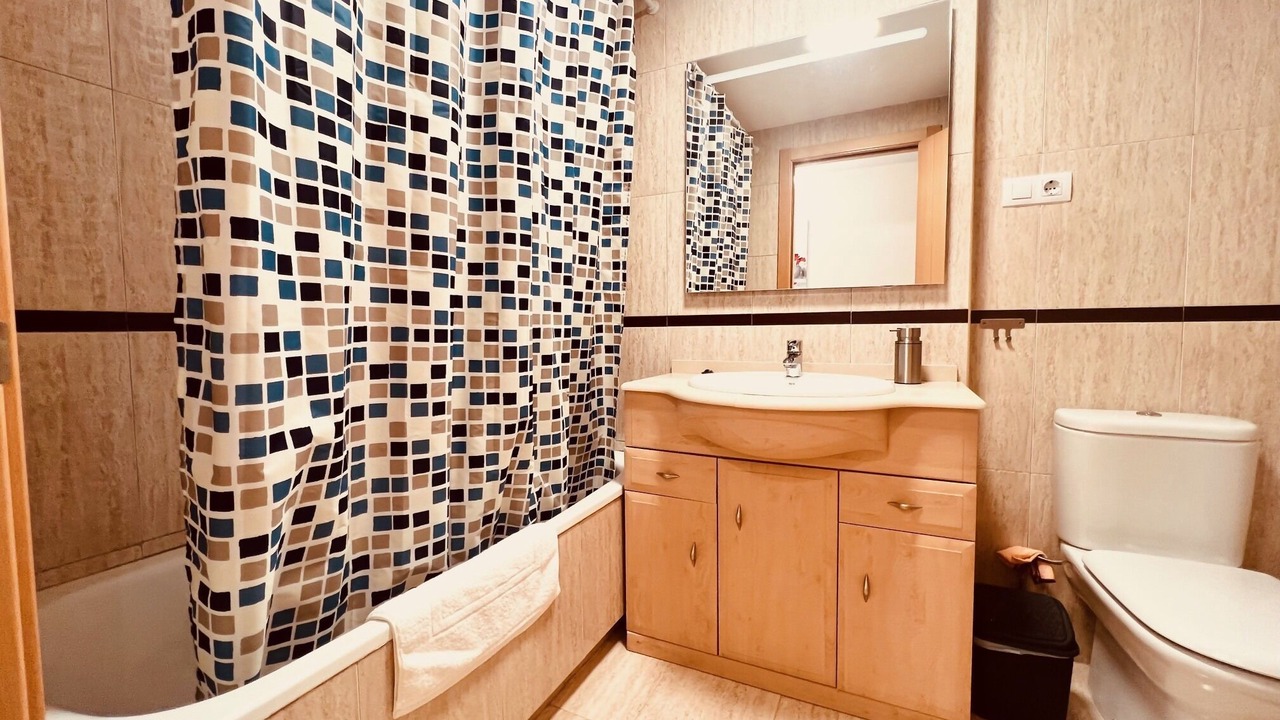 Photo of Bathroom in Calig