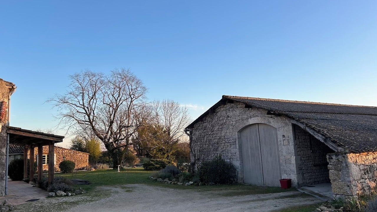Photo of Outdoor in Belveze