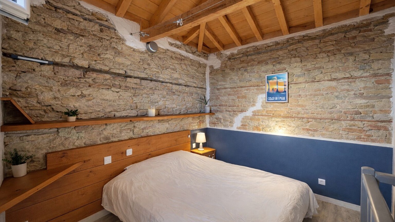 Photo of Bedroom in Villefranche-de-Lauragais