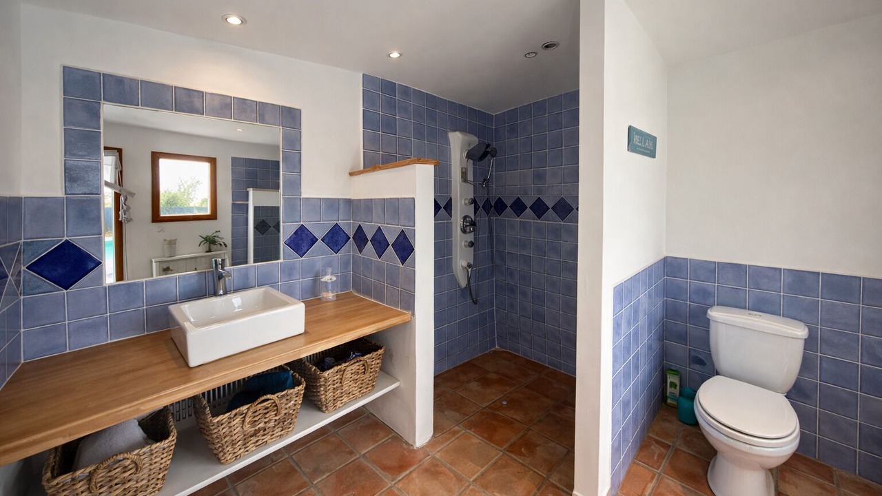 Photo of Bathroom in Villefranche-de-Lauragais
