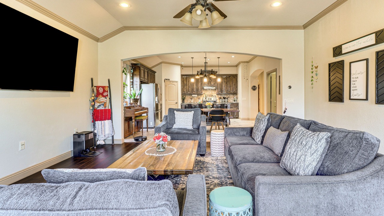 Photo of Livingroom in Berdoll Farms