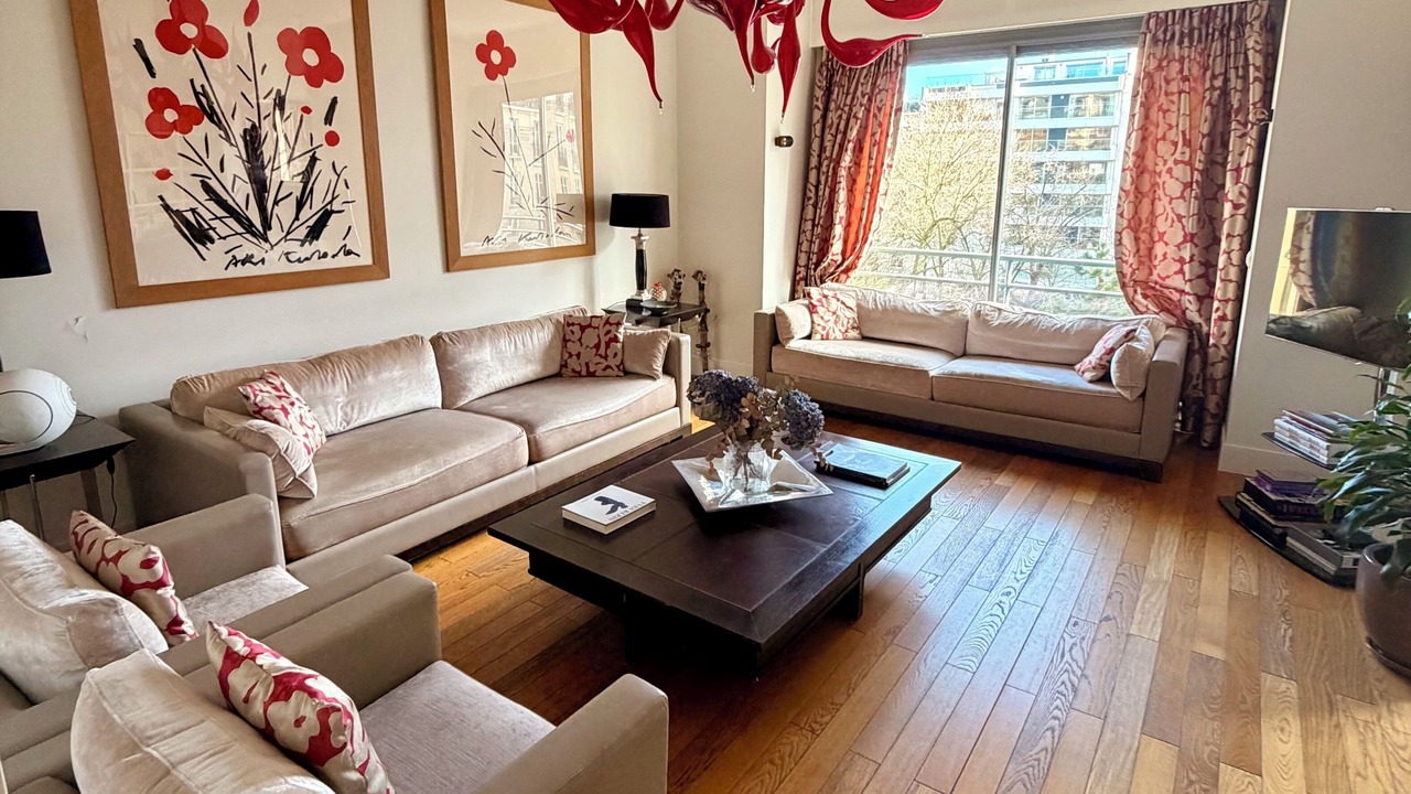 Photo of Livingroom in Neuilly-sur-Seine