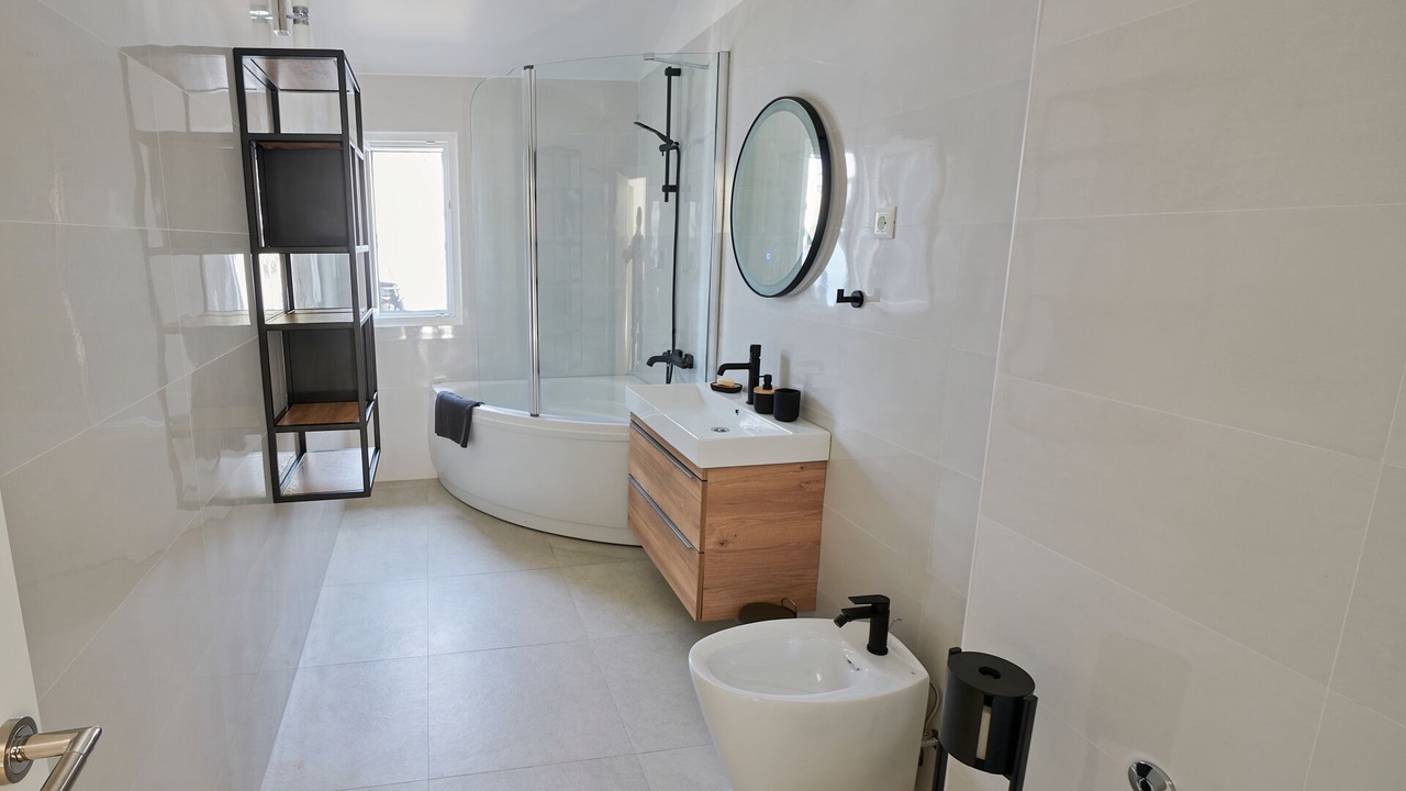 Photo of Bathroom in Blato