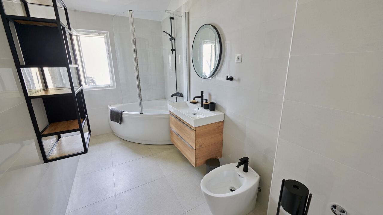 Photo of Bathroom in Blato
