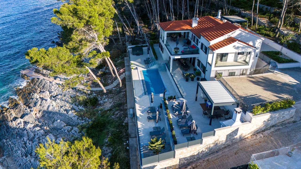 Photo of Outdoor in Blato