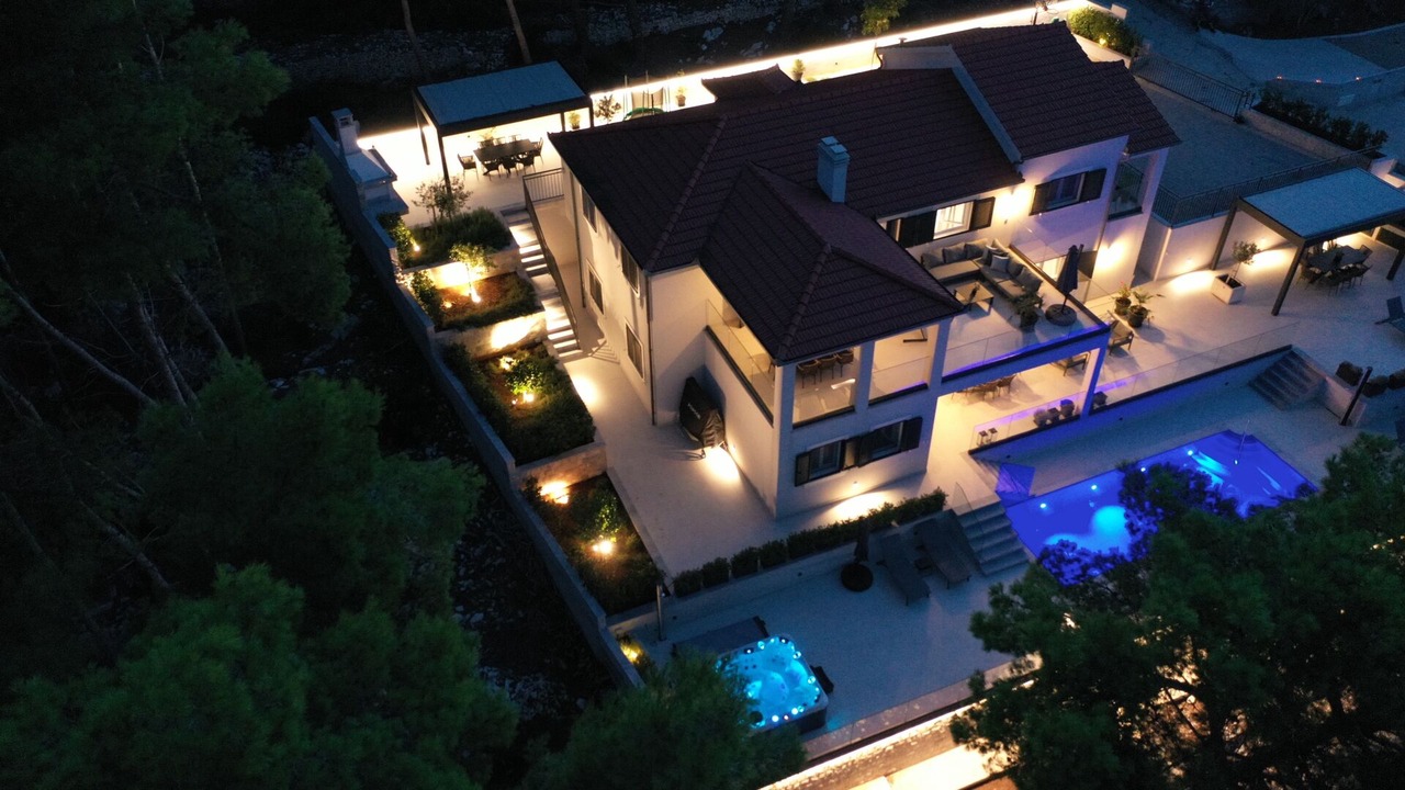 Photo of Outdoor in Blato