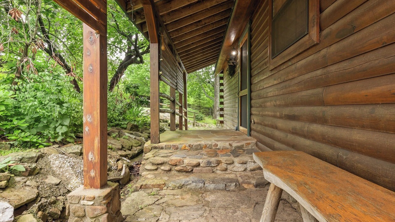 Photo of Patio Balcony in Jasper