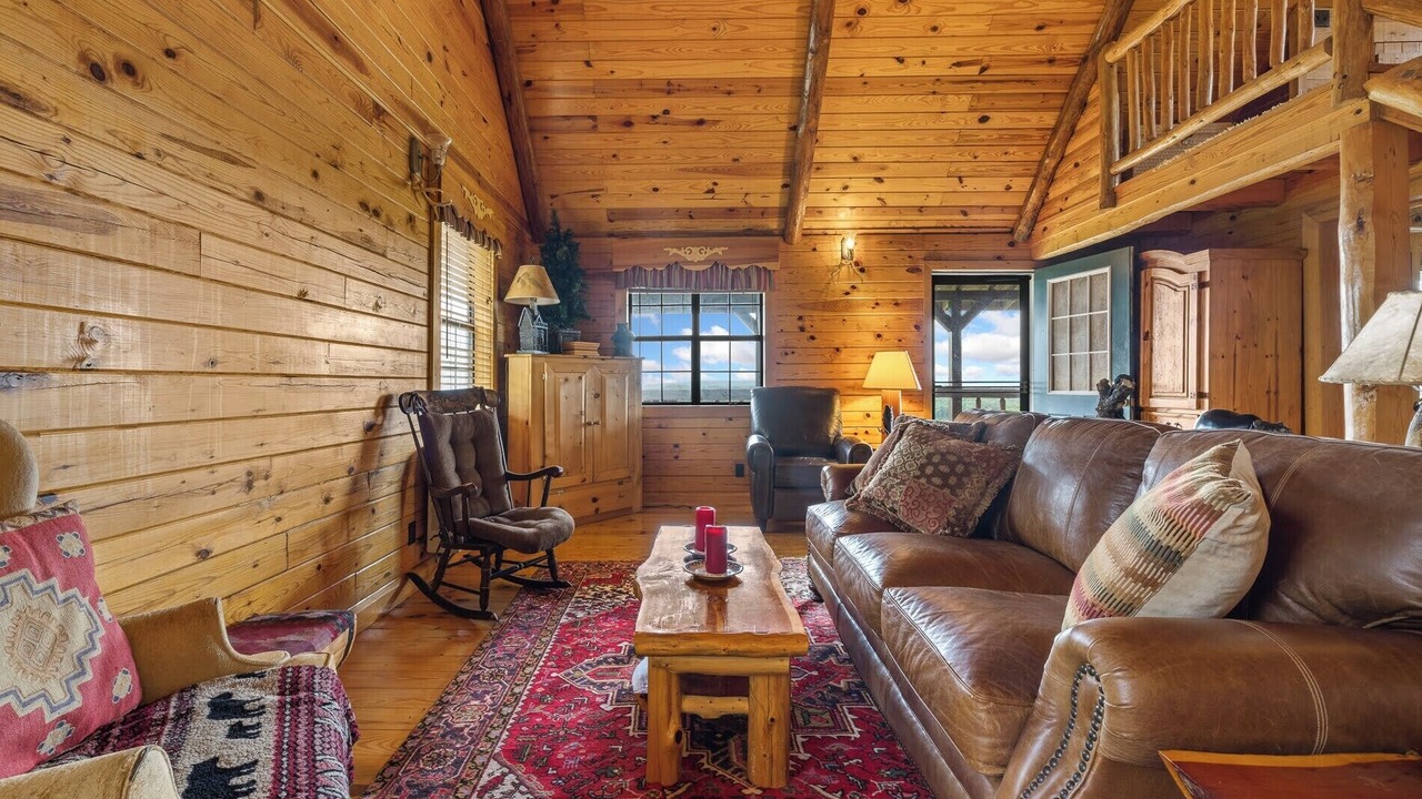 Photo of Livingroom in Jasper
